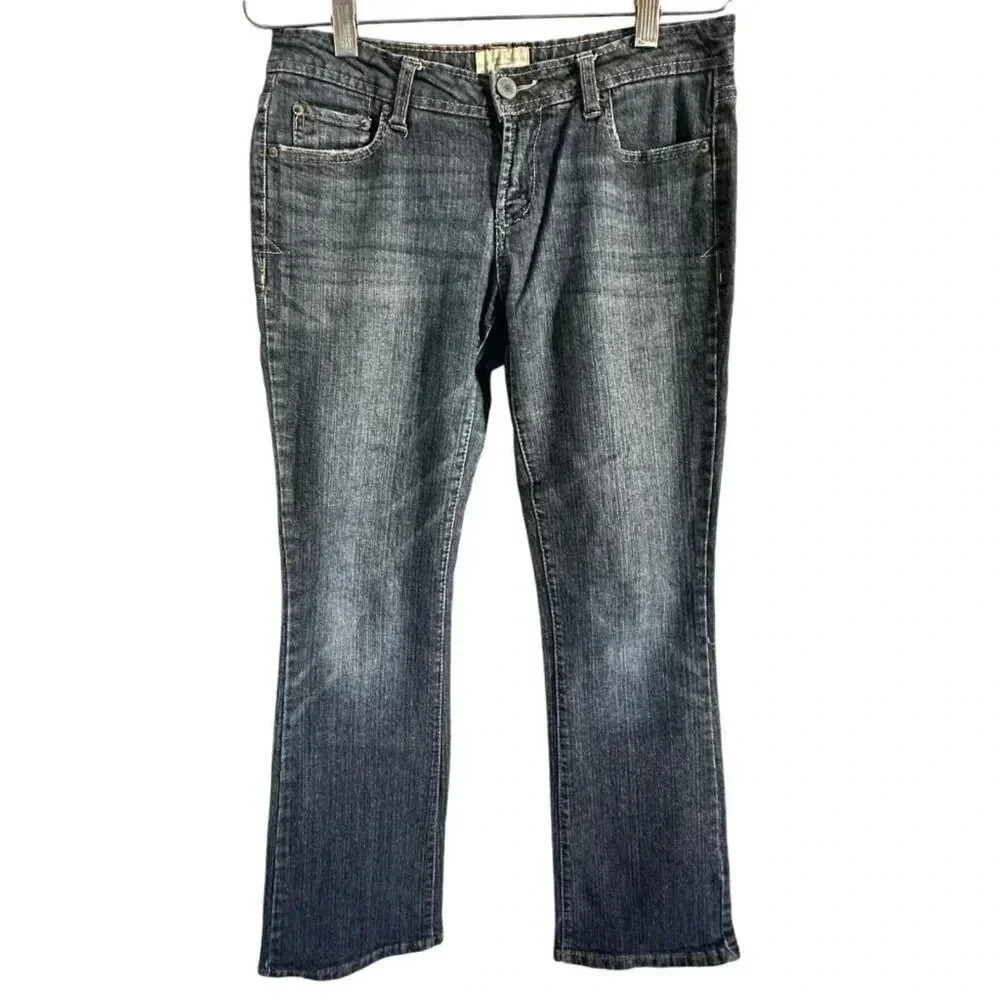Aeropostale Juniors Women's Jeans Size 5/6 Short Chelsea Bootcut Blue Denim